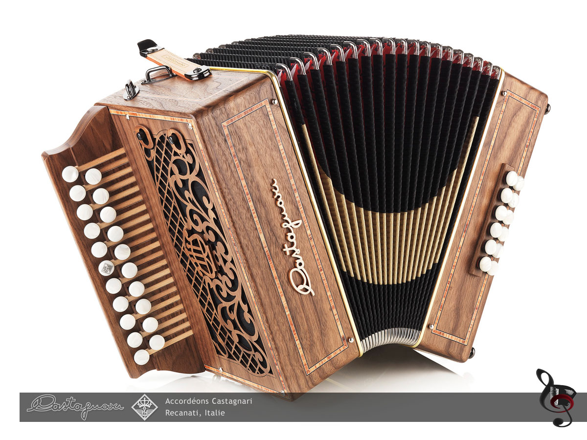 Castagnari Fazzy · Accordéon diatonique, 2 rangs, 3 voix, 12 basses